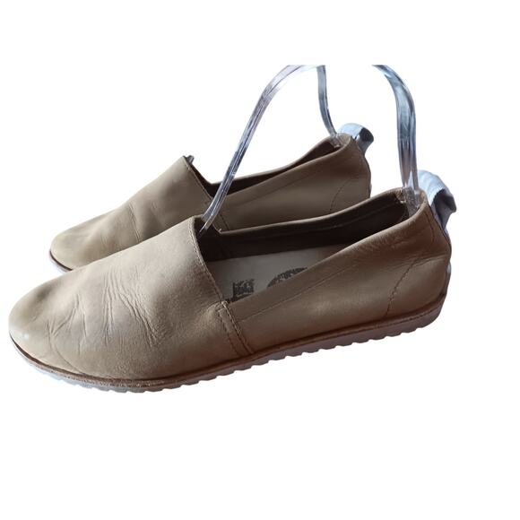 Sorel Ella Slip-On Shoes size 7.5 - Picture 1 of 5